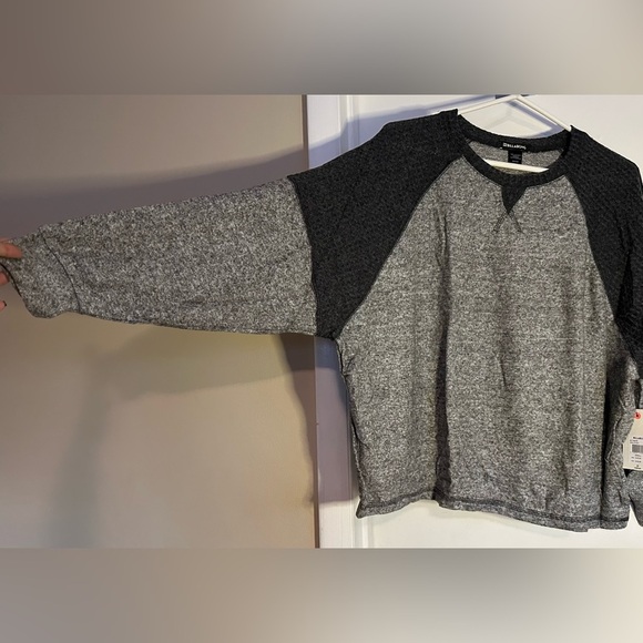 NWT Billabong Head Start SO Soft Boxy Fit Fleece Gray Top Small - Picture 10 of 13